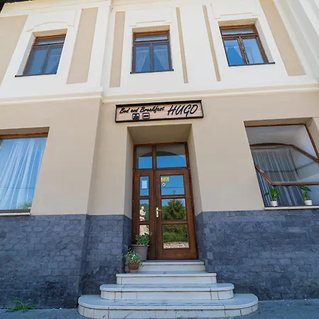 Hugo Bed & Breakfast