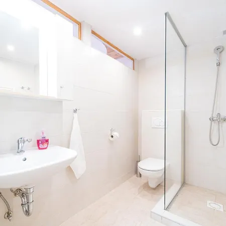 Bed & Breakfast Hugo 3*