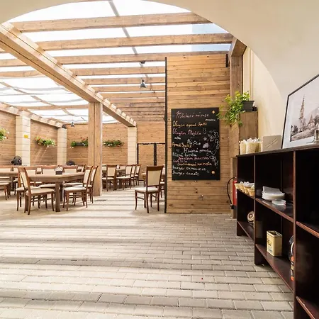 Hugo Bed & Breakfast Plesivec