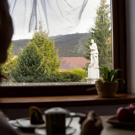 Bed & Breakfast Hugo Plesivec
