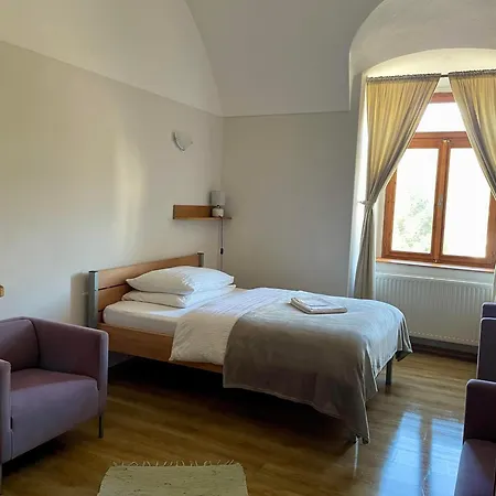 Bed & Breakfast Hugo Plesivec