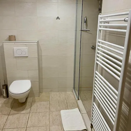 Bed & Breakfast Hugo Plesivec