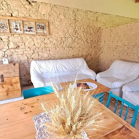 Hugo Bed & Breakfast