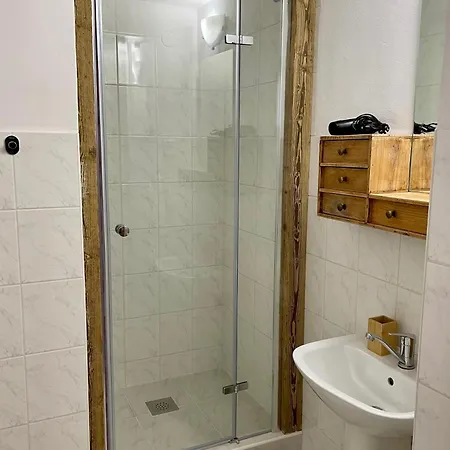 Bed & Breakfast Hugo 3*