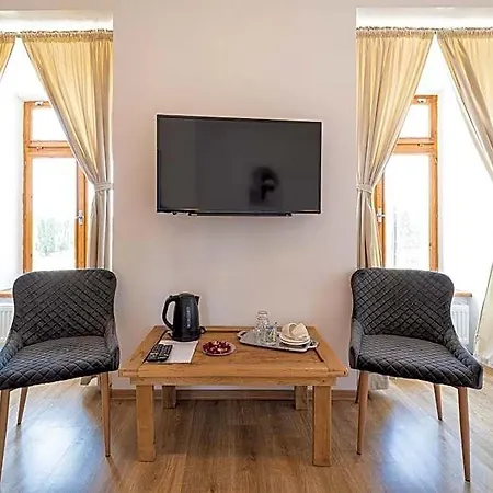 Hugo Bed & Breakfast Plesivec