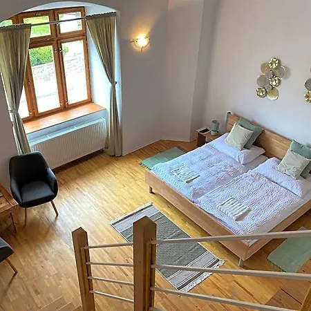 Hugo Bed & Breakfast