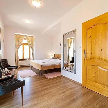 Bed & Breakfast Hugo 3*