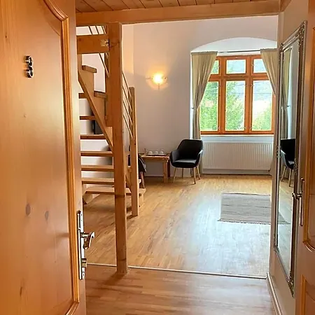 Hugo Bed & Breakfast 3*