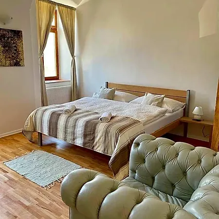 Bed & Breakfast Hugo Plesivec